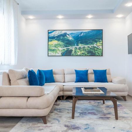Villa Lara Žabljak エクステリア 写真