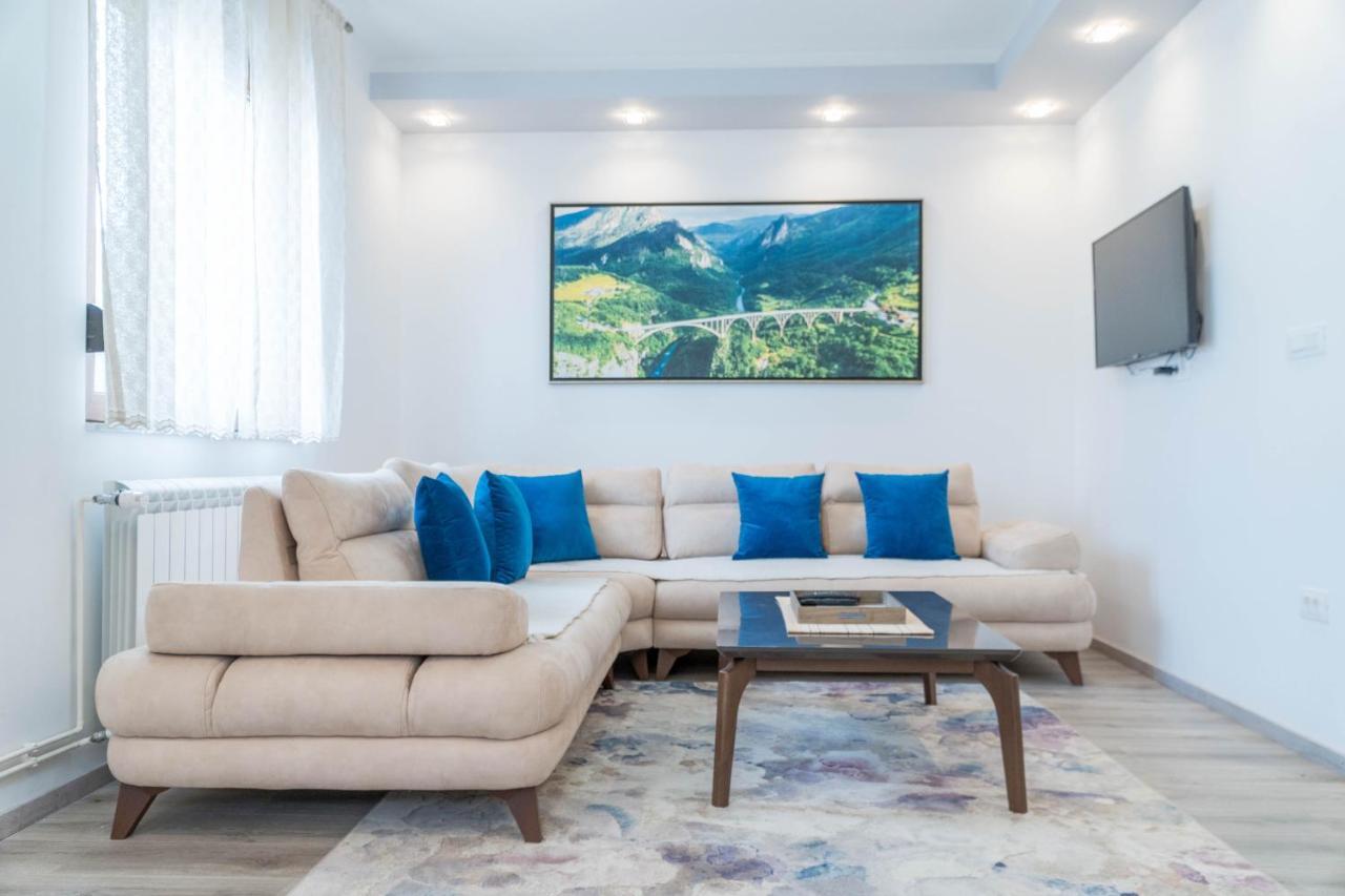 Villa Lara Žabljak エクステリア 写真