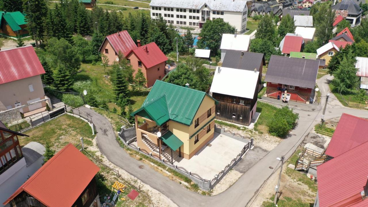 Villa Lara Žabljak エクステリア 写真
