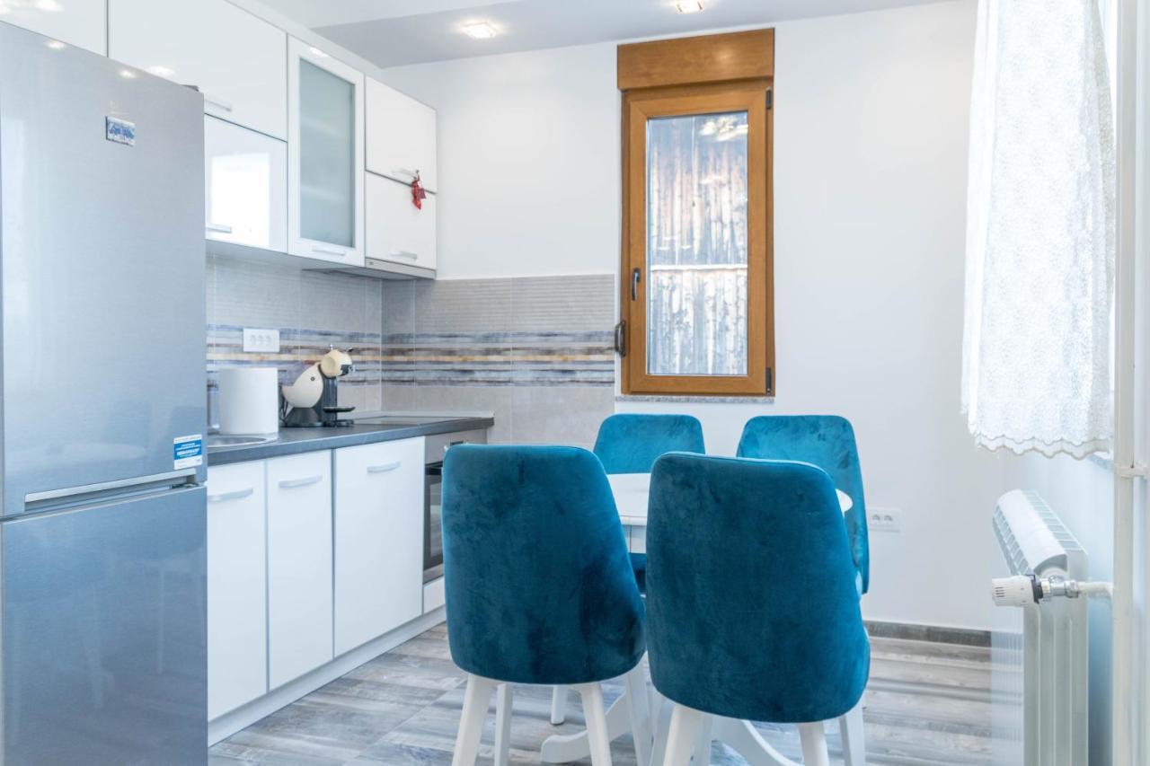 Villa Lara Žabljak エクステリア 写真