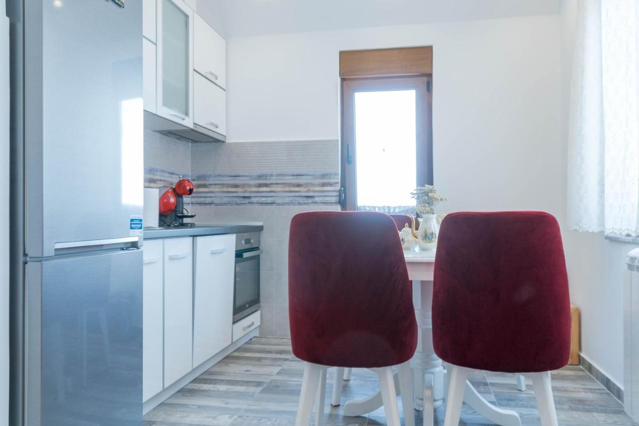Villa Lara Žabljak エクステリア 写真