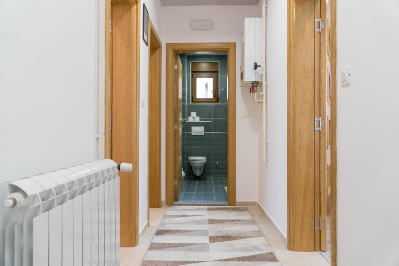 Villa Lara Žabljak エクステリア 写真