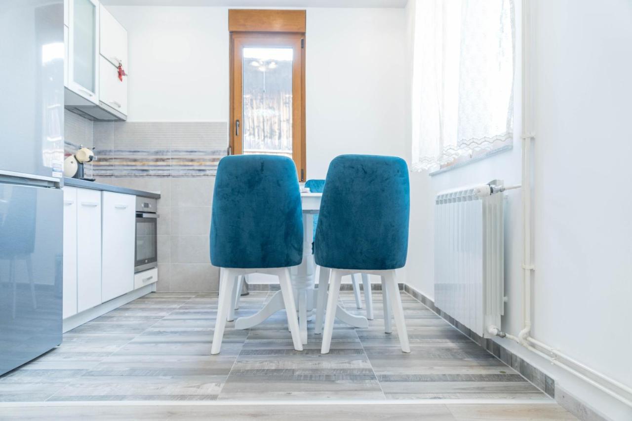 Villa Lara Žabljak エクステリア 写真