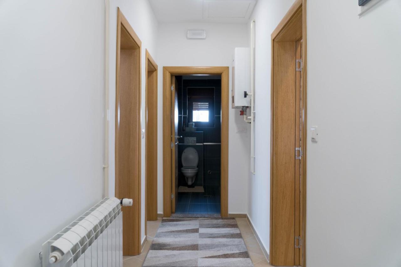 Villa Lara Žabljak エクステリア 写真
